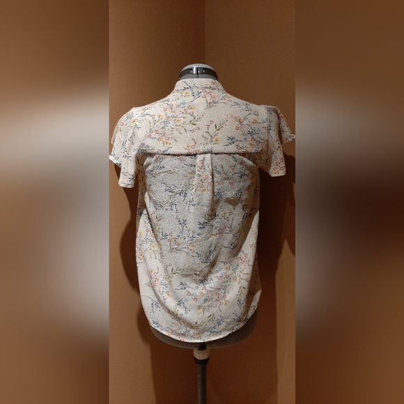 Floral blouse - Picture 4 of 6